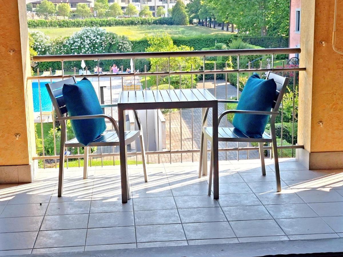 Dolce Blu Sirmione Rivoltella del Garda Exterior foto